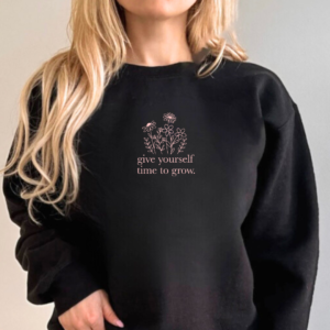 Give Yourself Time To Grow – Unisex Fleece Pullover