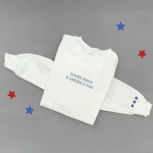 Loves Jesus & America Too - Unisex Fleece Pullover